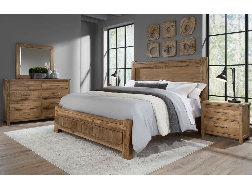 Dovetail King Poster Bed with 6 x 6 Footboard - Schleider Furniture & Mattress Company