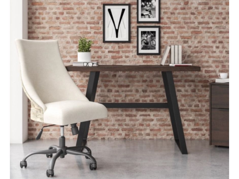 Desk, 47-inch H283 - Schleider Furniture & Mattress Company