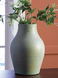 Baychester - Vase