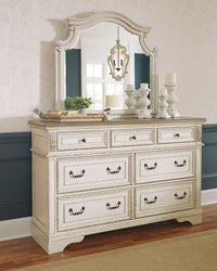Realyn - Dresser