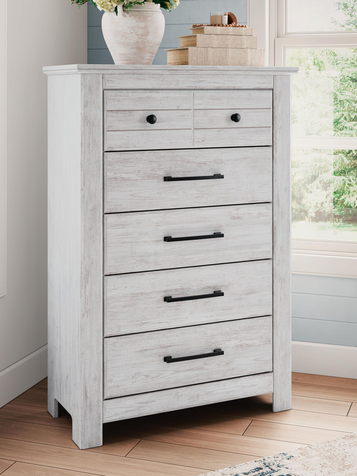 Makidern - Five Drawer Chest