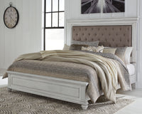 Kanwyn - Upholstered Panel Bed
