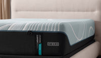 Tempur-Luxe Adapt Medium Hybrid Mattress