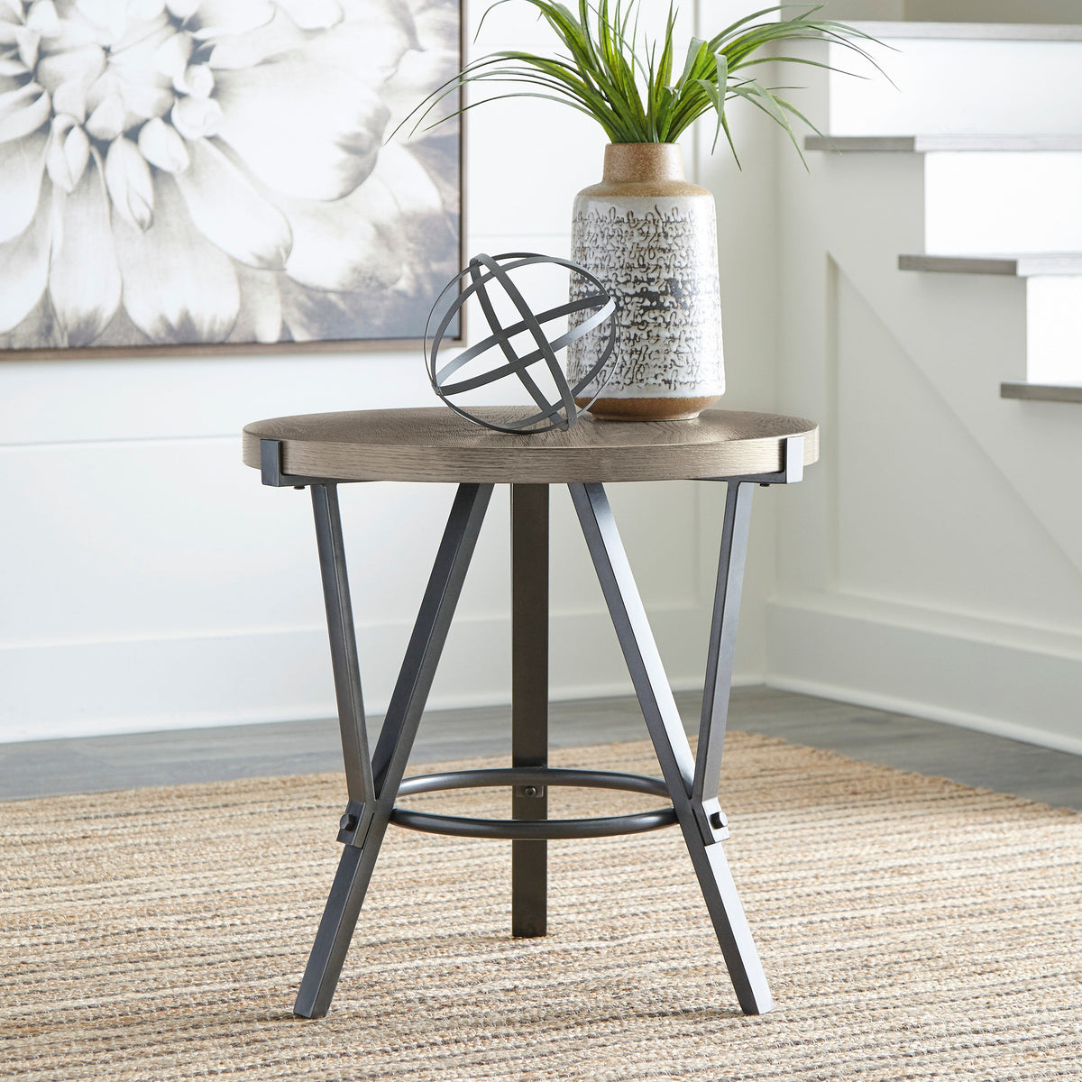 Zontini End Table